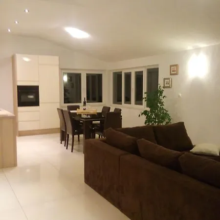 Apartment Adriatic Rose Turanj