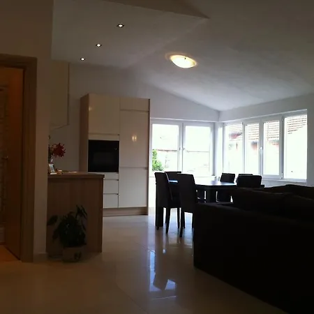 Apartament Adriatic Rose *